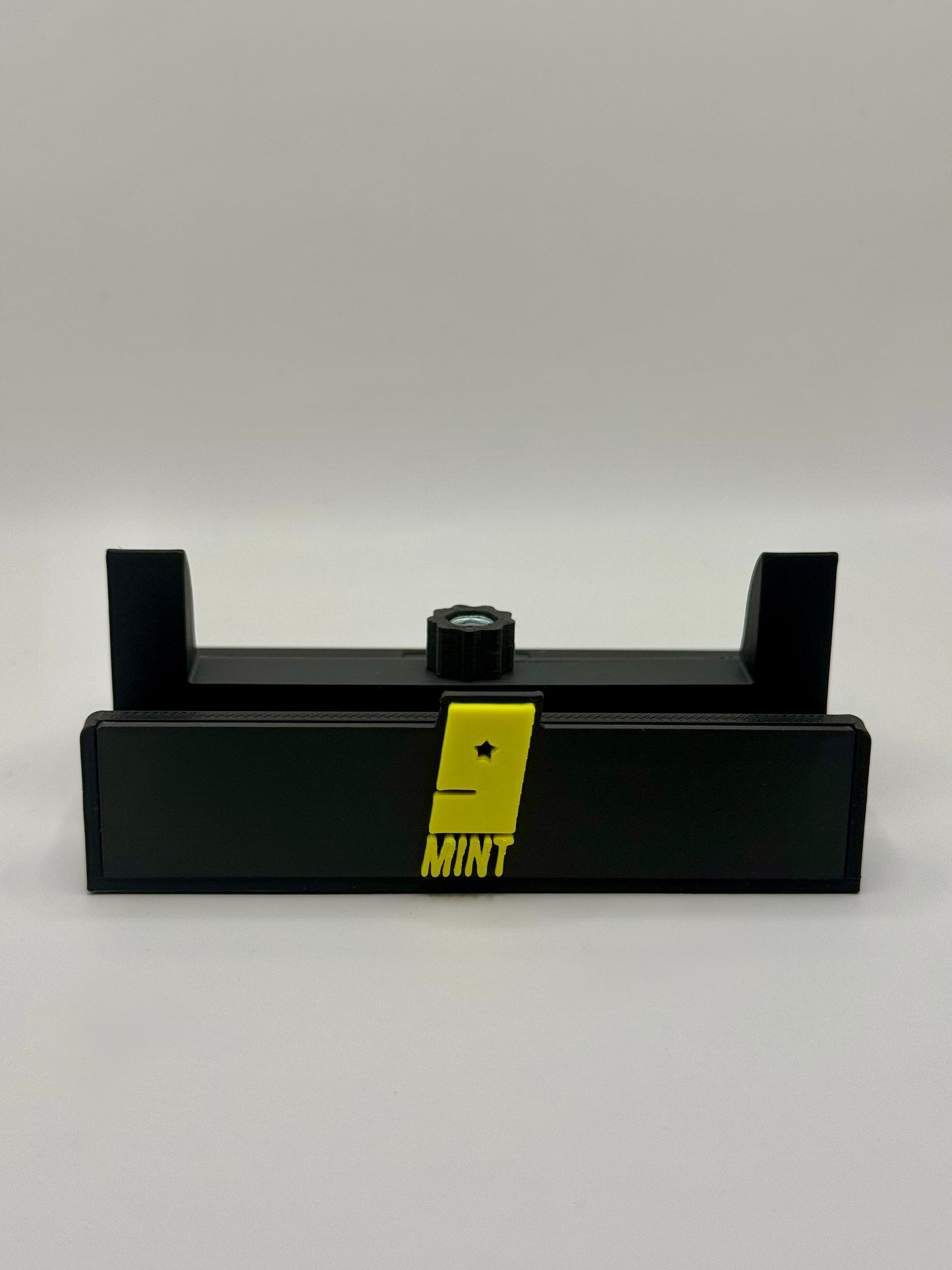 Mint 9 Adjustable Stands