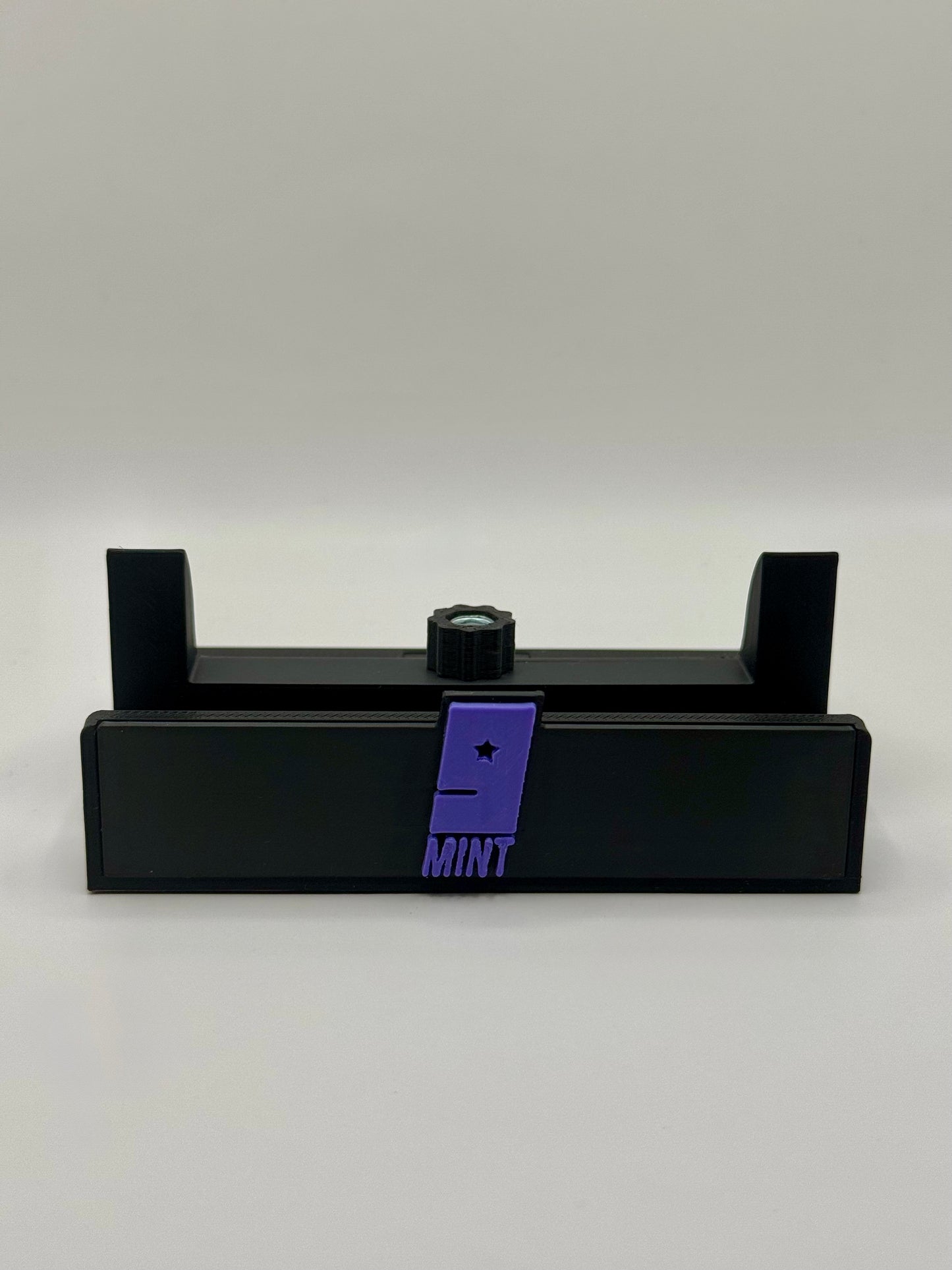 Mint 9 Adjustable Stands