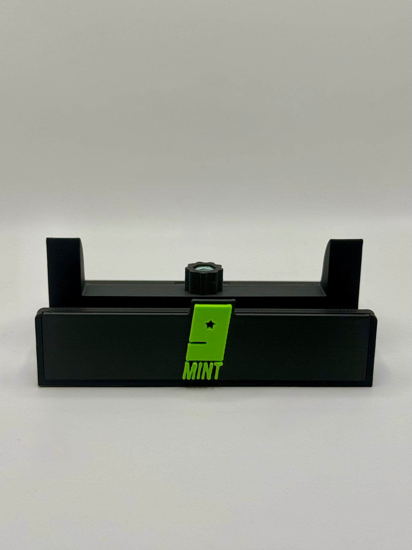 Mint 9 Adjustable Stands