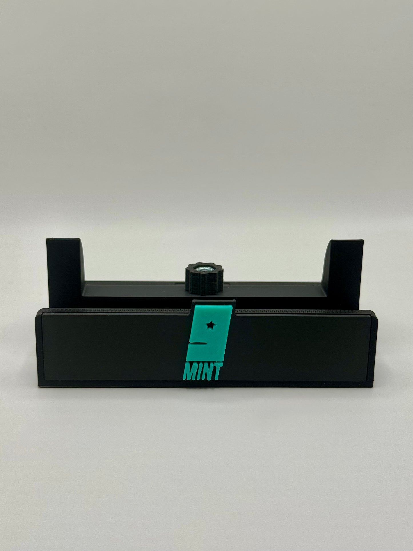 Mint 9 Adjustable Stands