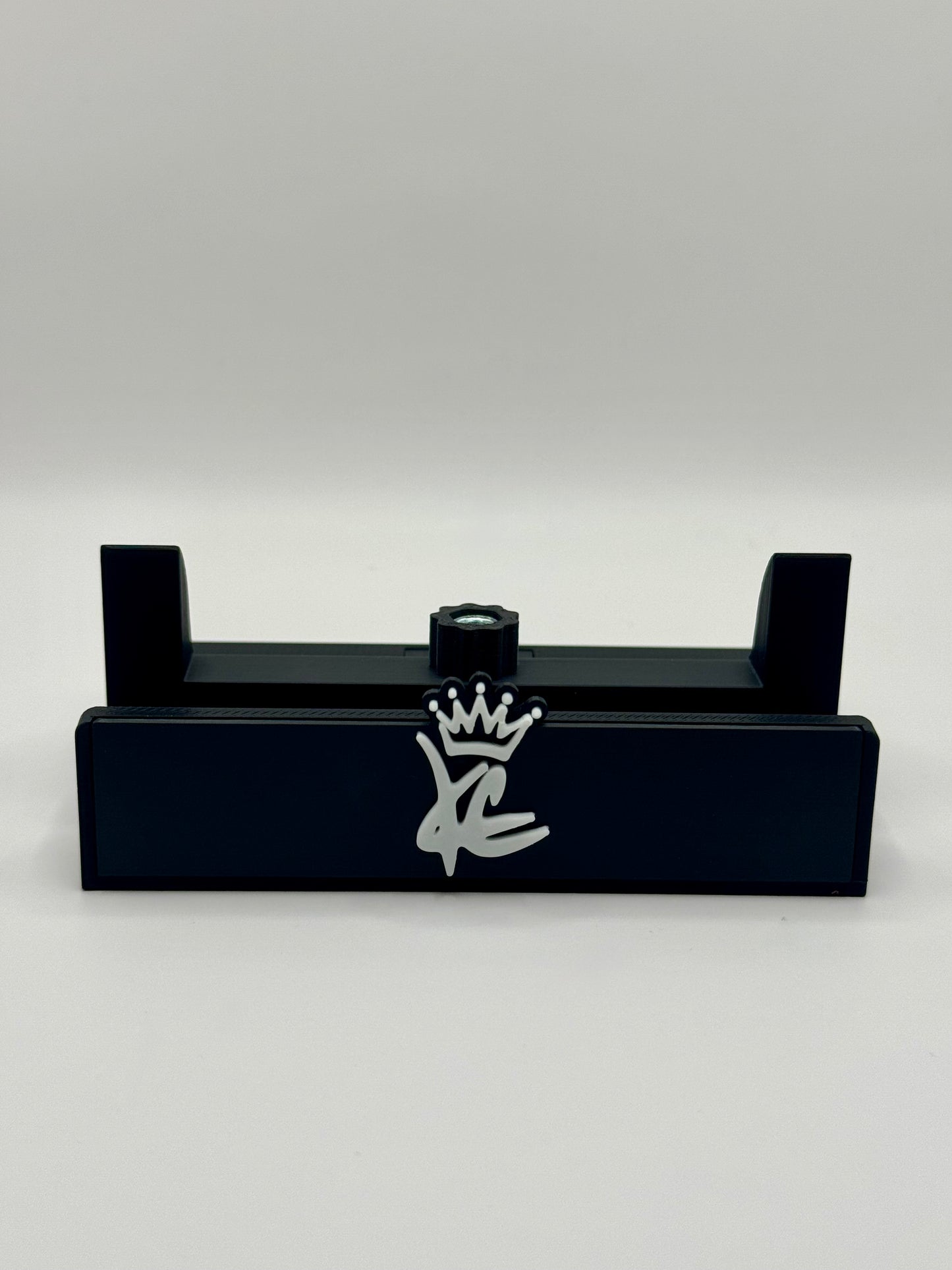 Kings Collectibles Adjustable Stands (Black Bases)