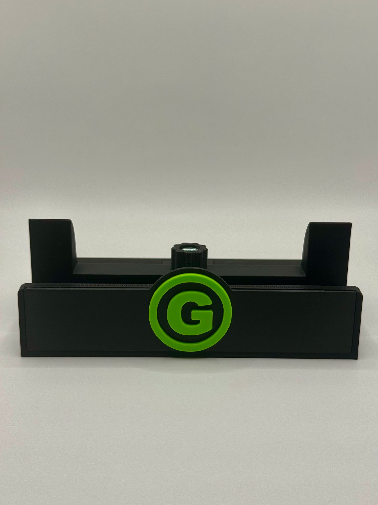 Grid Lock Adjustable Stands (Black Bases)